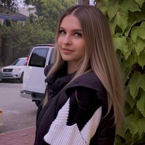 Meet your Posher, Kiki